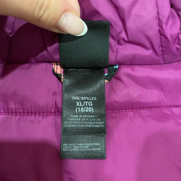 North Face Snow Jacket - Picture 4 of 6